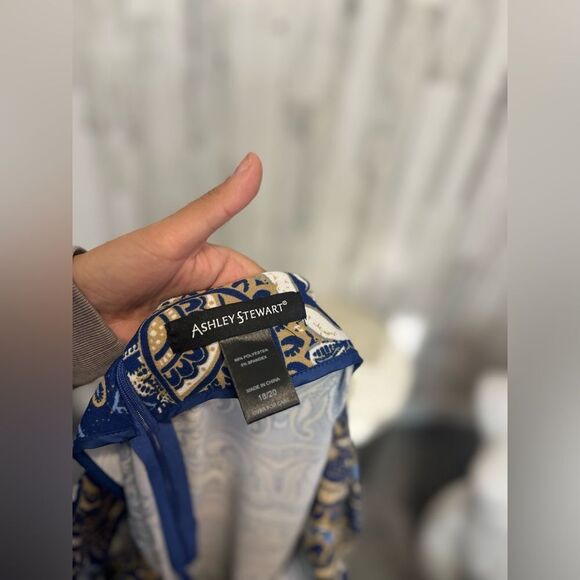 Pants - Picture 6 of 7